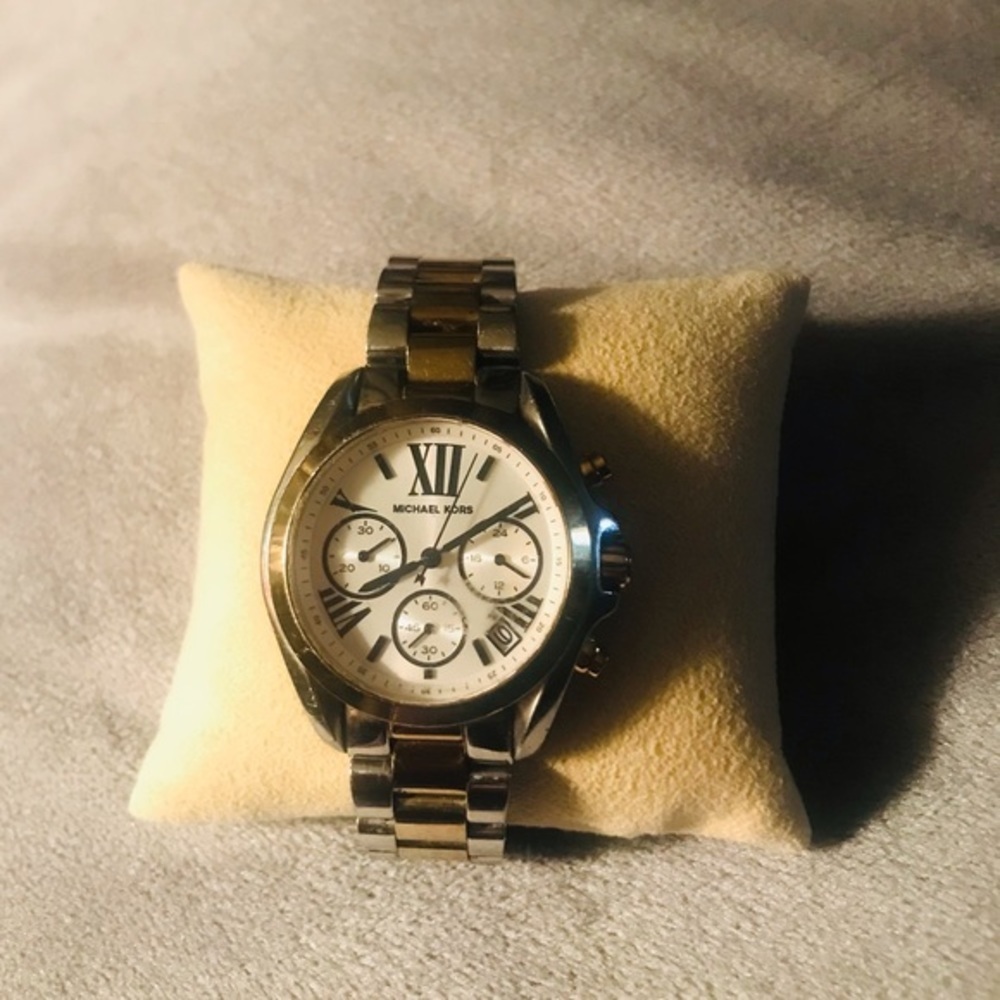 Michael Kors Two Tone Silver & Gold Bradshaw Chronograph Watch MK5912 - Picture 4 of 8